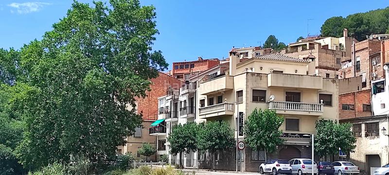 Foto c6712262-e0f4-4133-bad7-9195f640c283. Semi detached house with parking in Riudecols