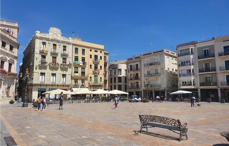 Foto a8c99341-b37e-41b0-aeb2-0b958f137b74. Trapasso locale commerciale con riscaldamento in Centre Reus