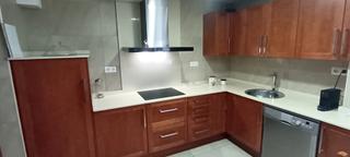 Pis a Centre. Amplio piso en reus - elegancia y comodidad en segunda planta co