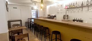 Transfer Business premise in Centre. Local con licencia de bar/restaurante listo para entrar