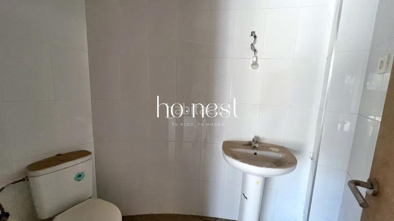 Foto e5f3cc19-54f3-4ad4-8e34-c9156c7dca89. Location local commercial dans Sant Quintí de Mediona