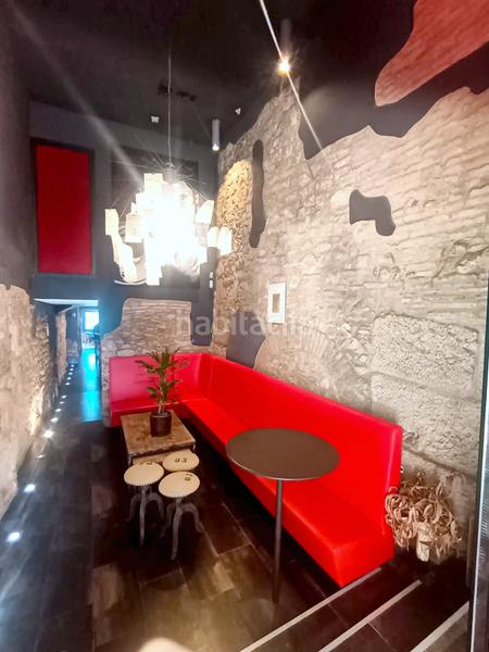 Foto 1413770b-ee1c-4abc-af5d-50f27b7e944d. Traspàs local comercial a Part Alta Tarragona