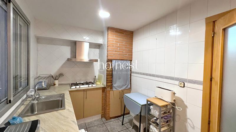 Foto 8ba8a59f-23c0-4b98-95aa-ff9e40f4dccc. Casa adosada ¡gran oportunidad en tarragona! casa familiar espaciosa de 132m² distribuida en 4 plantas en Capçanes