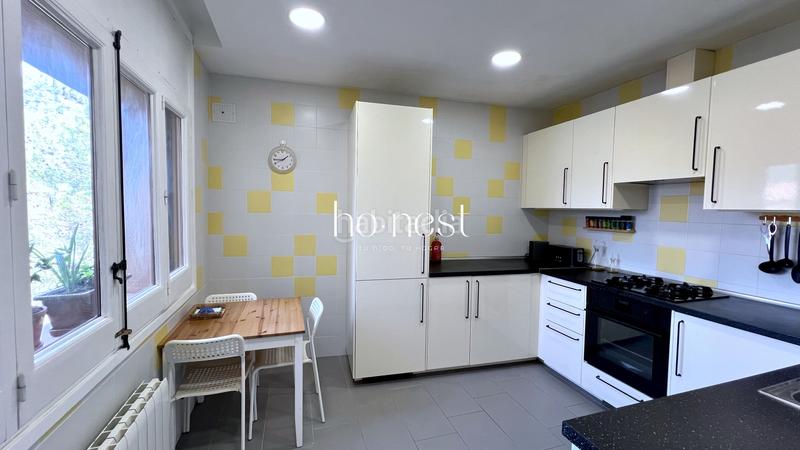 Foto 24b9e433-7907-46f0-b9b3-50fcbaf68bc4. Casa adosada ¡impresionante casa unifamiliar – reforma integral y lista para entrar a vivir! en Pradell de la Teixeta