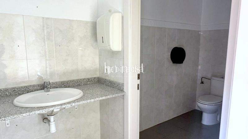 Foto ba1000ae-6036-4ce1-827a-5a681c1c945c. Alquiler local comercial ¡excelente local – ideal para negocio de hostelería! en Vilafranca del Penedès