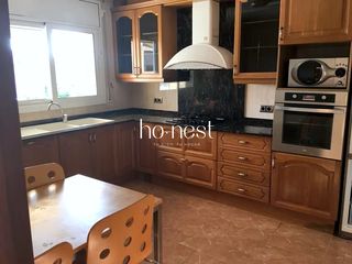 Casa a Sant Cugat Sesgarrigues. ¡preciosa casa a 4 vientos en sant cugat sesgarrigues – 340m² en