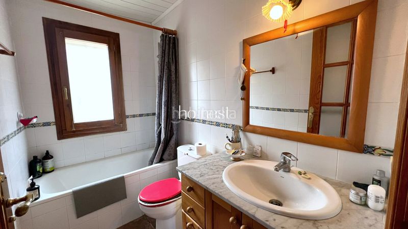 Foto 40655c7f-42ea-4bbb-a355-65caaa6a235b. Casa amb calefacció aparcament a Pontons