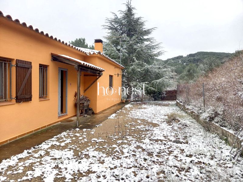 Foto 6142c99f-4366-4956-8f61-8d2e88503c95. Casa amb calefacció aparcament a Pontons