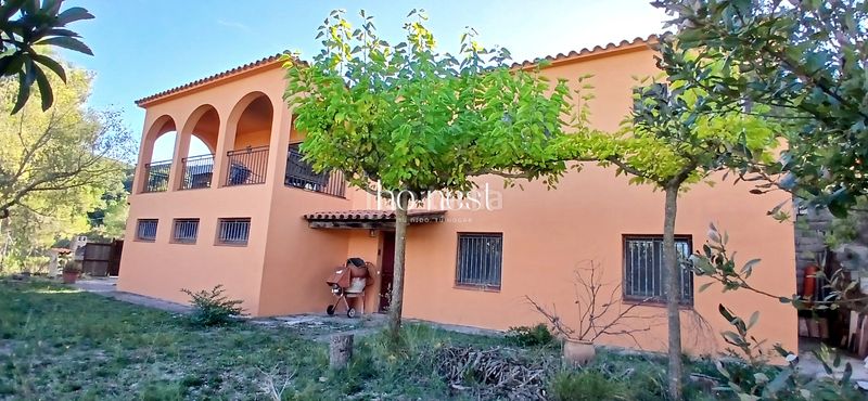 Foto 657374ae-0da7-43b2-840c-689ab222c7bf. Casa amb calefacció aparcament a Pontons