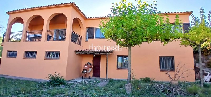 Foto e30dc081-8313-4867-a3f9-dfc239bc8654. Casa amb calefacció aparcament a Pontons