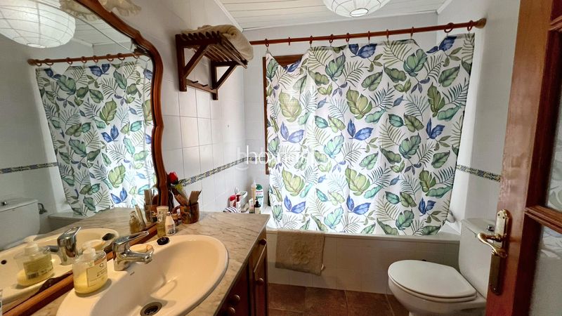 Foto e907d85d-802b-4949-a5e1-2e6fcb8f7fc2. Casa amb calefacció aparcament a Pontons