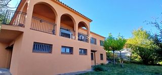 House in Pontons. ¡espectacular casa independiente en pontons – 236m², parcela de