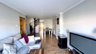 Duplex  Rambla de la girada. ¡elegante dúplex en la rambla de la girada – vilafranca del pene