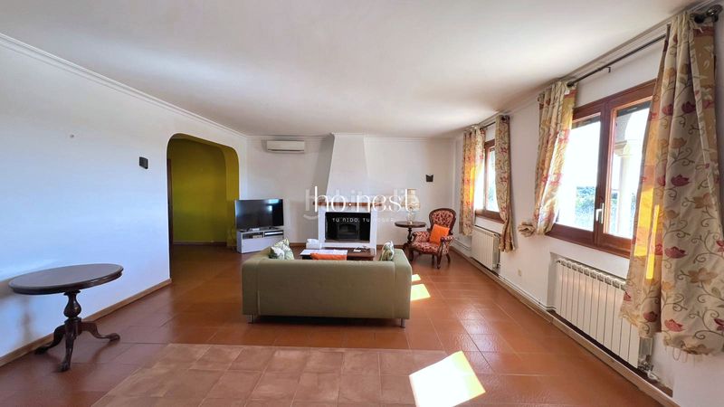 Foto 2d3e4c36-bf96-4919-8f5c-ba82eddf6bde. Casa amb calefacció a Castellví de la Marca