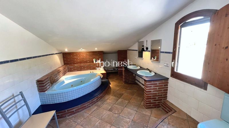 Foto 53a74cd4-003c-4aab-b344-c4fb367fc30d. Casa amb calefacció a Castellví de la Marca