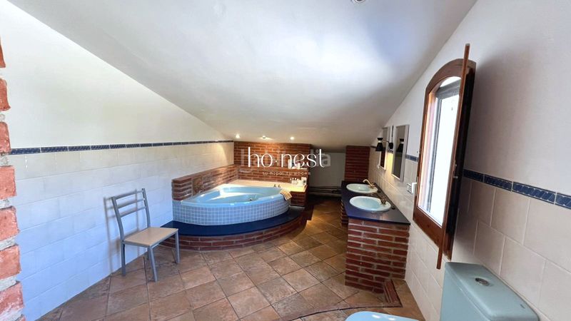 Foto 9807d738-06d2-4f14-9f90-0f37b7cb7772. Casa amb calefacció a Castellví de la Marca