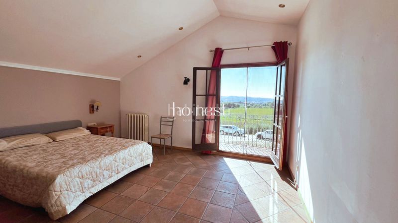 Foto fe970b98-5d8f-4e81-a7e0-9e85b9cbe279. Casa amb calefacció a Castellví de la Marca