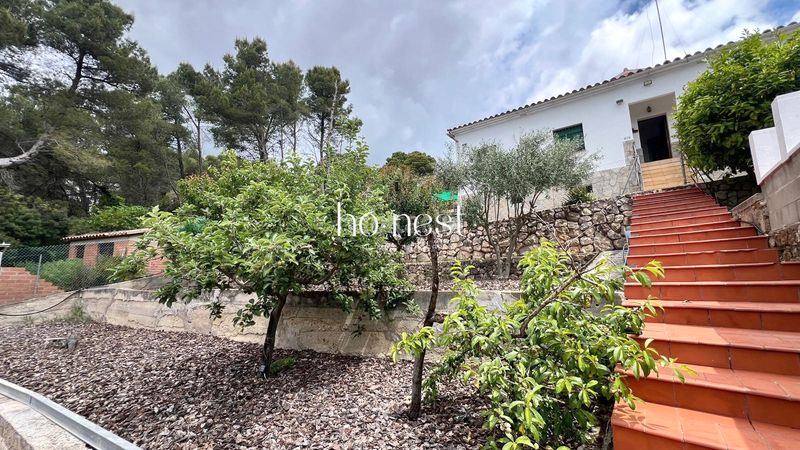 Foto 05209d6b-d0c4-47e3-b4bc-cb8c6b263b2a. Casa amb xemeneia calefacció aparcament piscina a Montmell (El)