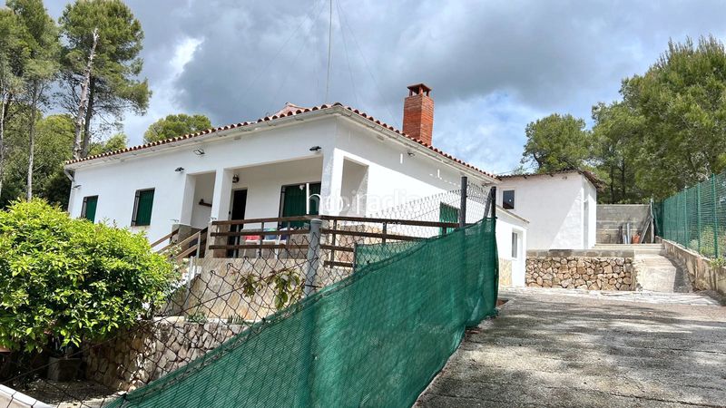 Foto 6d39038d-d3b0-49f6-a1e9-1f37b3e5012a. Casa amb xemeneia calefacció aparcament piscina a Montmell (El)