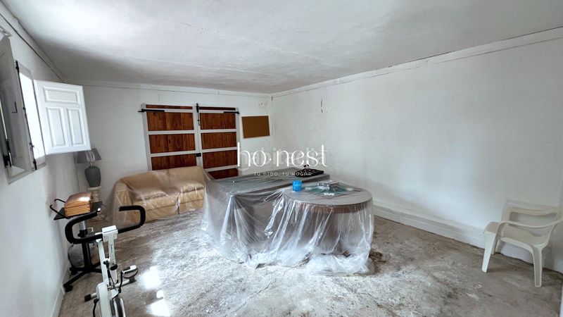 Foto c41c0a97-d8ad-4ab1-aba8-c1fd55136e59. Casa amb xemeneia calefacció aparcament piscina a Montmell (El)