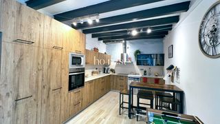 Doppelhaus in Poble Nou. ¡casa pareada reformada en el centro de vilafranca – 206m² con c
