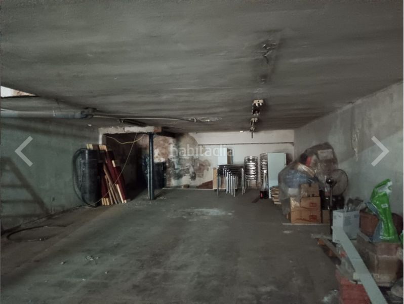 Foto a80cabca-125c-43cd-9f90-abd5f464bd0c. Lloguer local comercial a Centre Reus