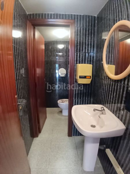 Foto 208ac6a9-13c5-4ebf-a651-d98de3476bee. Local comercial en Llevant Reus