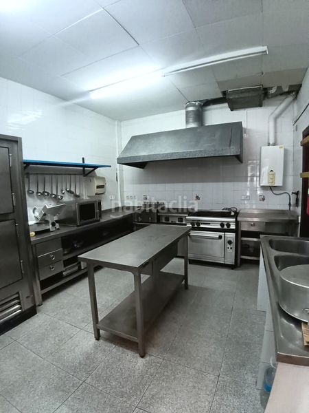 Foto 8c44689a-a110-4a7c-b6b8-f155ba291302. Local comercial en Llevant Reus
