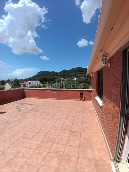 Foto 2b1cc2f7-9b5e-407d-acd6-536315c22836. Casa amb aparcament a Castellvell del Camp