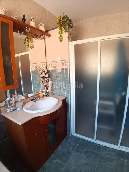 Foto 7ce2a840-52a6-47d6-8de3-a7492331c4f3. Casa amb aparcament a Castellvell del Camp