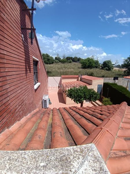 Foto e283a435-82a4-41c0-9aa0-ce3bd9363db7. Casa amb aparcament a Castellvell del Camp