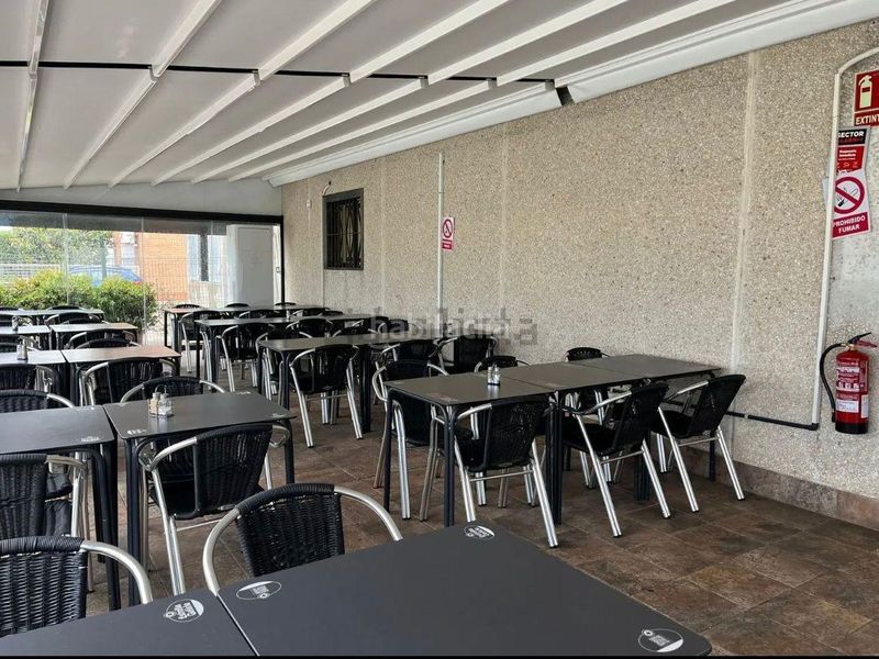 Foto f3bf25bb-48d0-4008-8d97-4c59b2b683d2. Traspàs local comercial amb calefacció a Torreforta Tarragona