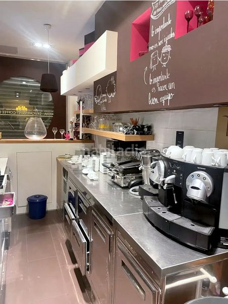 Foto f5e3aeff-b0a5-448f-8612-48b668c6d89c. Local comercial amb calefacció a Ponent Reus