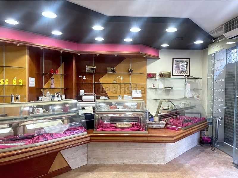Foto d0ac17d1-ec5a-4eff-a0d9-678854badb4f. Local comercial amb calefacció a Ponent Reus