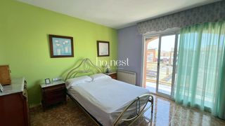 Maison jumelée à Santa Maria-l´Eixample-Sud Sumella. ¡espectacular casa pareada en cubelles – 287m² con garaje amplio