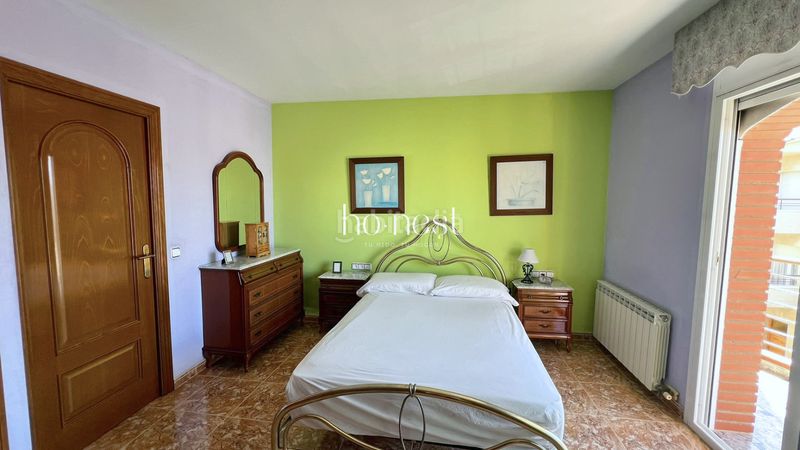 Foto 5fc1fee1-e049-4643-8aa5-23c5c40291fc. Casa aparellada amb aparcament a Santa Maria-l´Eixample-Sud Sumella Cubelles