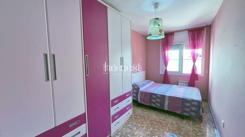 Foto a49cdb58-8d84-49f7-9774-fedce446e78d. Casa aparellada amb aparcament a Santa Maria-l´Eixample-Sud Sumella Cubelles