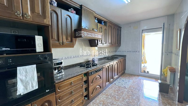 Foto d3efc272-4d09-4022-9dbd-2f15542ac130. Casa aparellada amb aparcament a Santa Maria-l´Eixample-Sud Sumella Cubelles