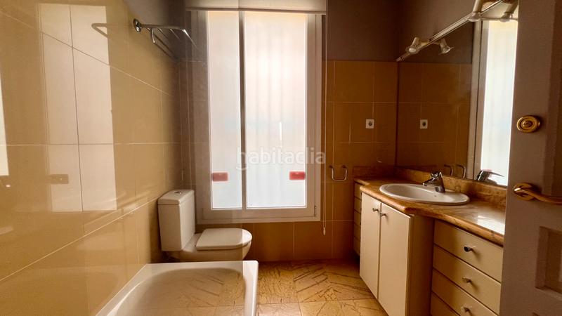 Foto 85f82460-eaf1-45d1-91c3-8aa7721a7946. Chalet villa de la toscana en el centro del maresme en Masnou (El)