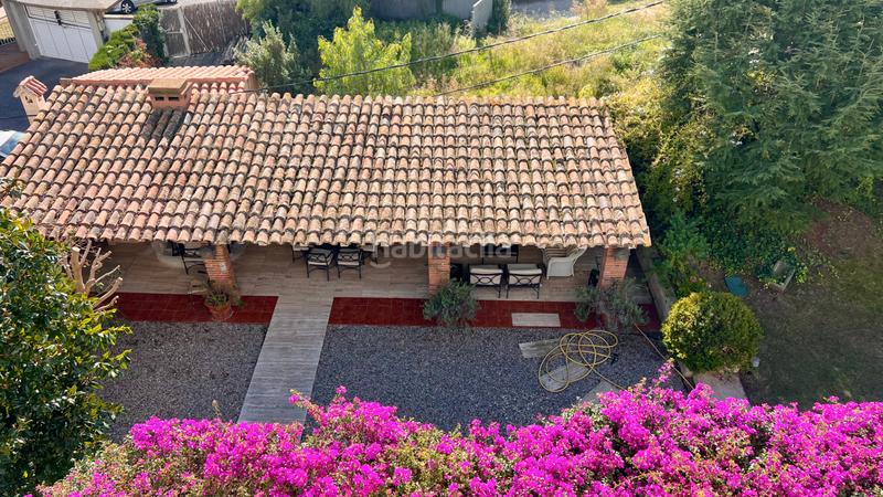 Foto bc3ecee4-6f0c-46ba-9087-364d76400dd0. Chalet villa de la toscana en el centro del maresme en Masnou (El)