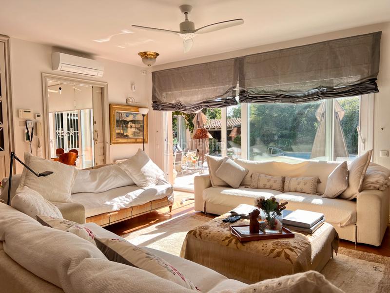 Foto eca47db6-4a99-4fe5-9158-30efadbb855c. Chalet villa de la toscana en el centro del maresme en Masnou (El)