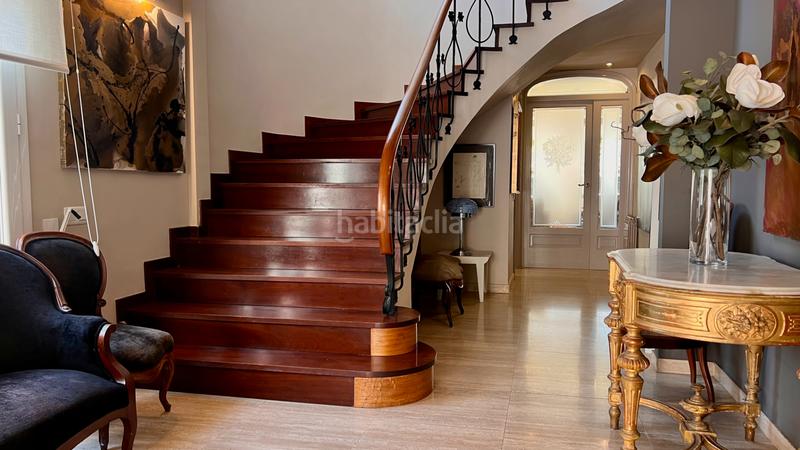 Foto f1efeaae-5a1c-4f49-b63e-56dcf55ec3af. Chalet villa de la toscana en el centro del maresme en Masnou (El)