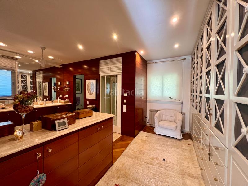 Foto f3f10bfb-1ca1-4ff2-946a-f140020cc243. Chalet villa de la toscana en el centro del maresme en Masnou (El)