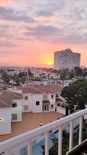 Foto 0fa199fe-126b-4913-b720-bb6fb77b234e. Apartament amb calefacció aparcament piscina a La Colina Torremolinos