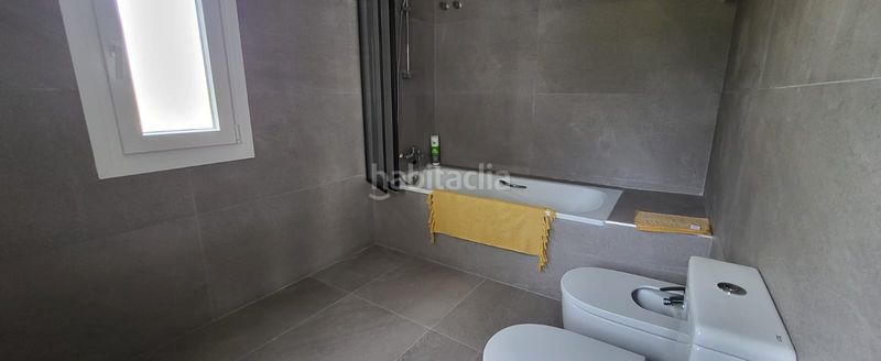 Foto 369dbe94-6529-42b0-a6f9-ca708c93ccb6. Xalet amb calefacció aparcament piscina a Guadalmar Málaga