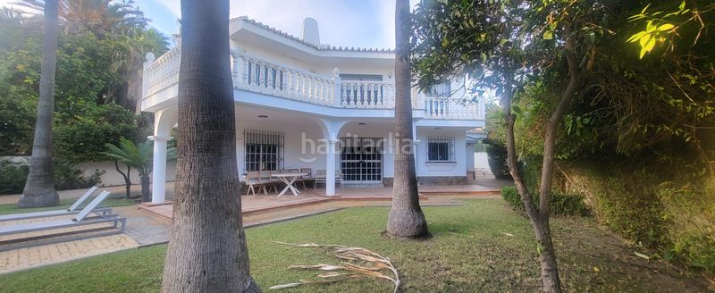 Foto a217d066-b05e-4912-b6f4-5e2f1f501c03. Xalet amb calefacció aparcament piscina a Guadalmar Málaga