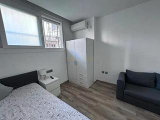 Estudi a Manantiales-Estación de Autobuses. Con licencia turística