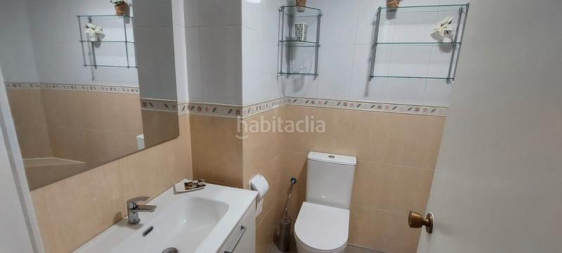 Foto 3f06785a-b7e0-49d3-8e7f-4eb2fe610b73. Piccolo appartamento con piscina in Manantiales-Estación de Autobuses Torremolinos