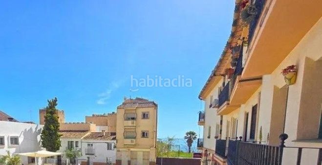 Foto 9b77e6a5-1316-4e4c-9a46-11d52201a030. Apartament amb piscina a El Bajondillo Torremolinos