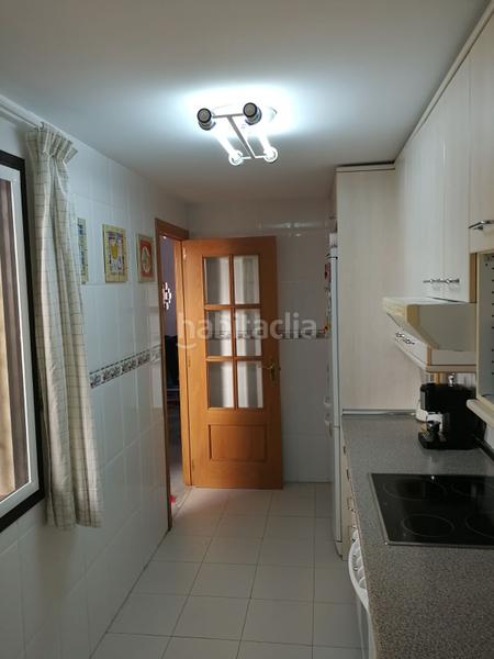 Foto c9328ca9-9ec6-42b1-98cb-eb844b751c3e. Affitto appartamento con piscina in El Bajondillo Torremolinos